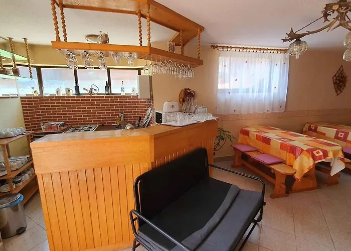 Apartament In 1 *